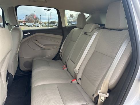 Used 2018 Ford Escape SE image 8