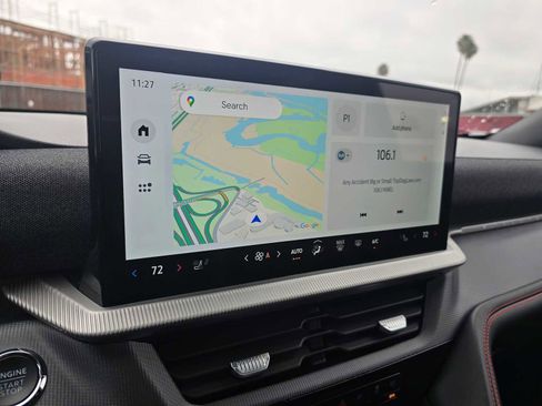 Used 2025 Ford Explorer ST image 32