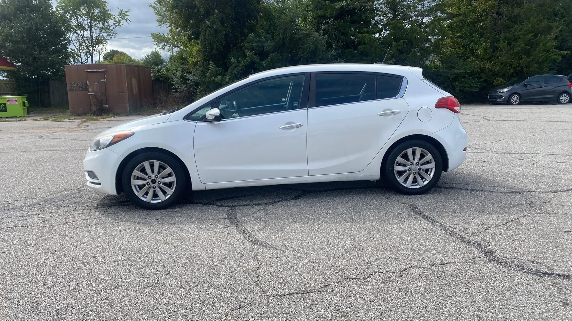 Used 2015 Kia Forte EX FWD image 2