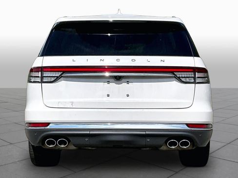 Used 2023 Lincoln Aviator Reserve w/ Equipment Group 201A AWD/4WD image 5