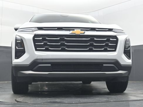 Certified 2026 Chevrolet Equinox LT FWD image 31