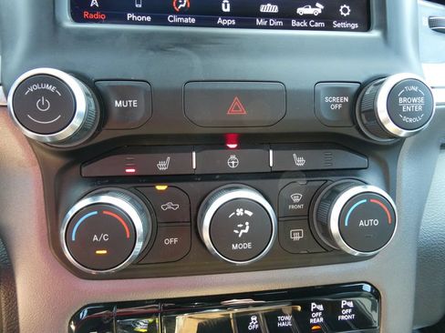 Used 2020 RAM 1500 Big Horn AWD/4WD image 28