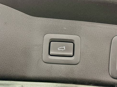 Used 2025 MAZDA CX-5 AWD 2.5 S w/ Preferred Package image 32