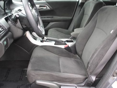 Used 2013 Honda Accord LX image 24