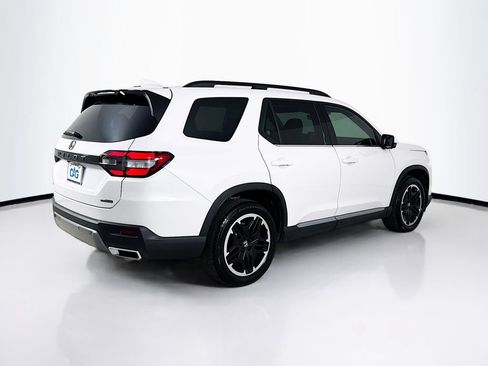Used 2026 Honda Pilot Touring image 8