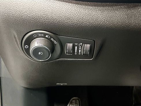 Used 2024 Jeep Compass Limited AWD/4WD image 10