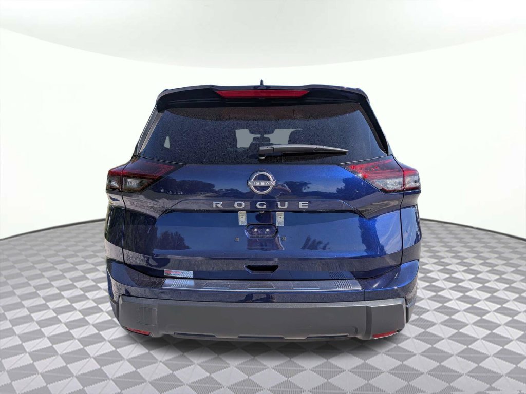Used 2026 Nissan Rogue SV w/ Cold Weather Package FWD image 4
