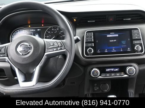 Used 2020 Nissan Kicks SV FWD image 13
