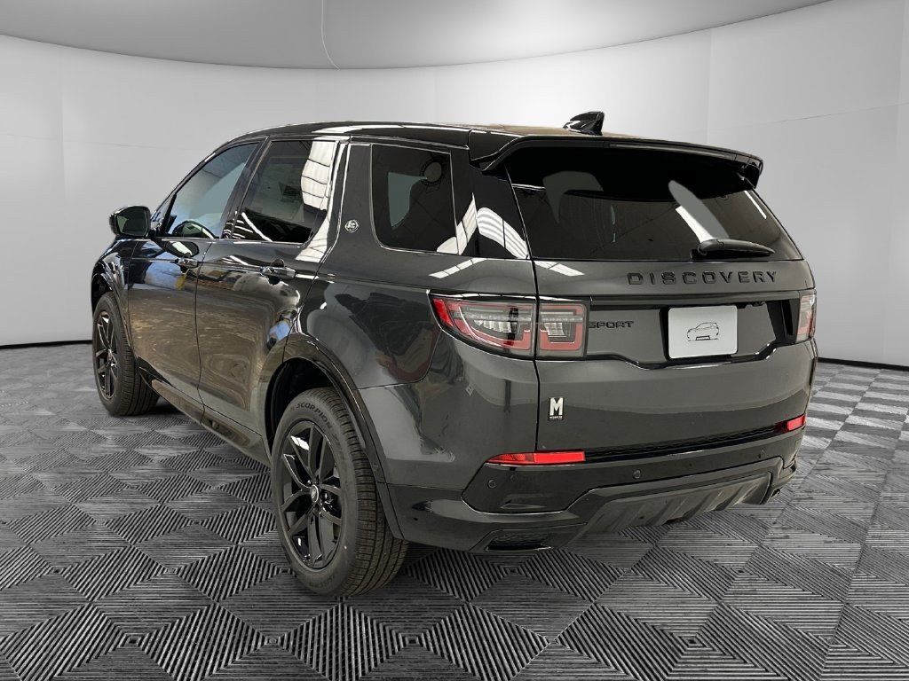New 2026 Land Rover Discovery Sport Landmark AWD/4WD image 3