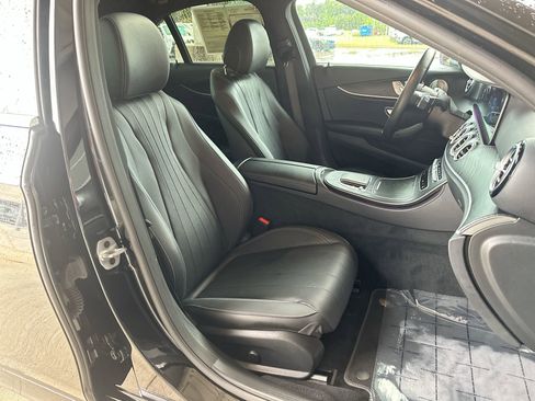 Used 2022 Mercedes-Benz E 350 Sedan image 23
