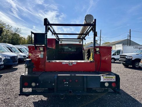 Used 2017 RAM 3500 Tradesman w/ Power & Remote Entry Group image 6