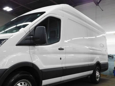 Used 2023 Ford Transit 250 148 High Roof Extended AWD w/ Load Area Protection Package image 11