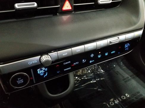 Certified 2023 Hyundai Ioniq 5 SE image 8