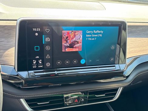 Used 2025 Volkswagen Atlas SEL Premium R-Line image 26