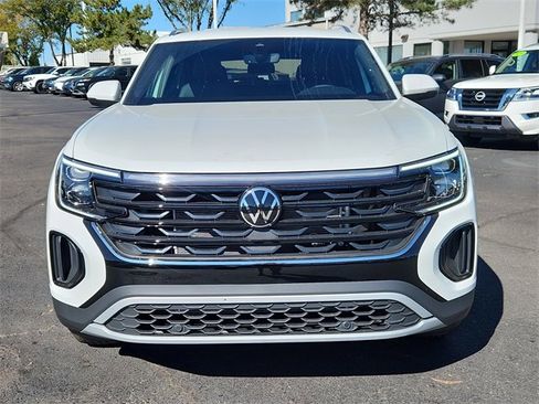 New 2026 Volkswagen Atlas Cross Sport SE image 5