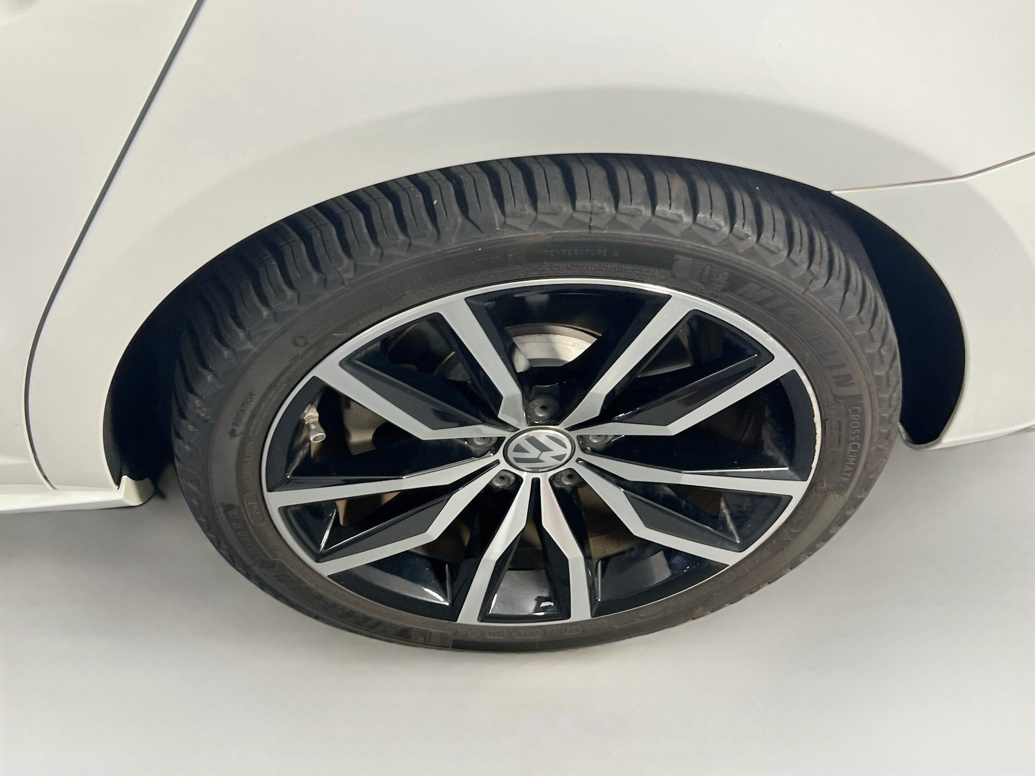 Used 2016 Volkswagen CC Executive AWD/4WD image 32