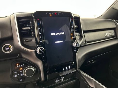 Used 2025 RAM 1500 Big Horn AWD/4WD image 11