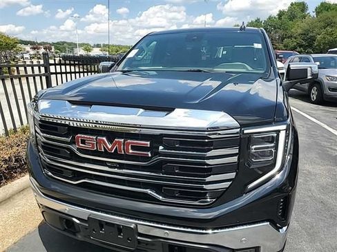 Used 2024 GMC Sierra 1500 SLT w/ SLT Premium Plus Package AWD/4WD image 24