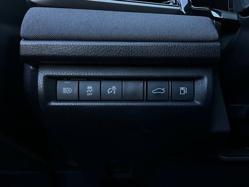 Used 2025 Toyota Camry LE image 21