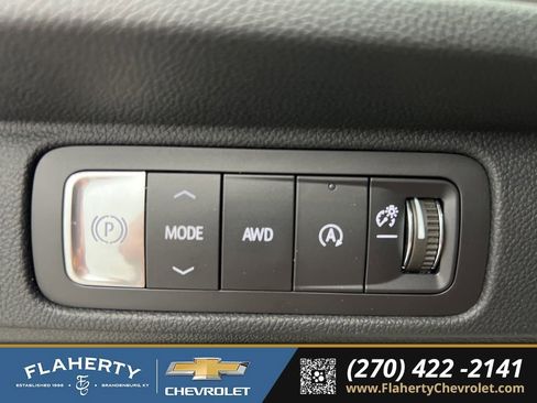 New 2026 Chevrolet Traverse LT AWD/4WD image 24