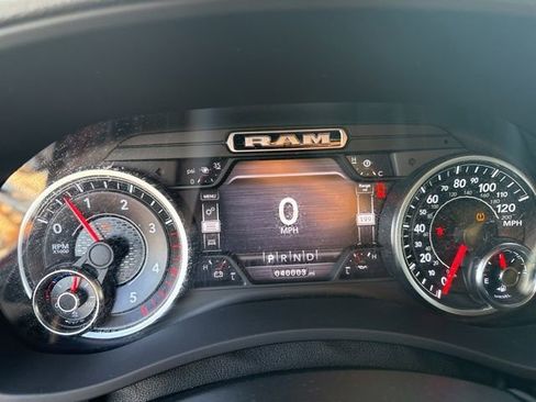 Used 2019 RAM 2500 Laramie image 27