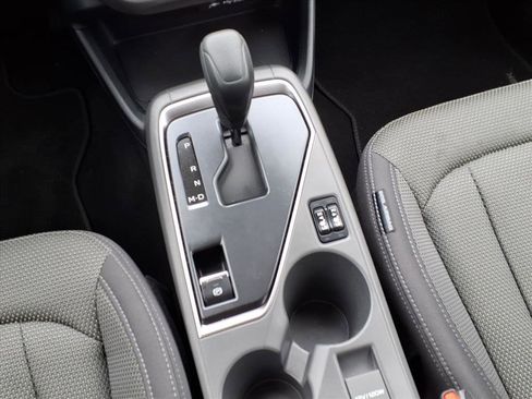 Used 2024 Subaru Crosstrek 2.0i Premium image 24