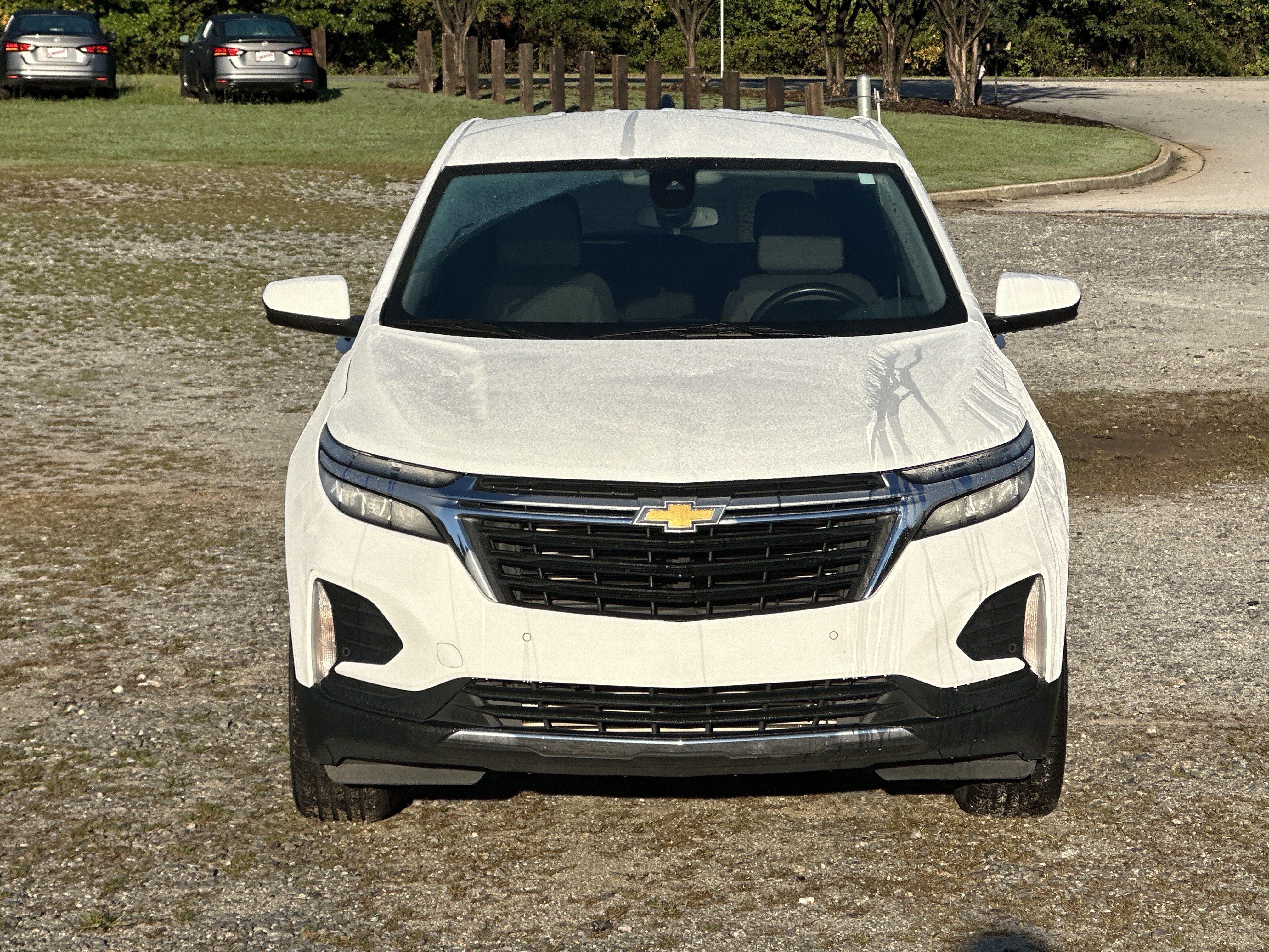 Used 2024 Chevrolet Equinox LT AWD/4WD image 2