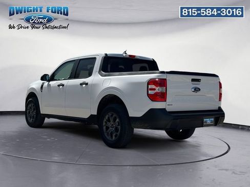 Used 2022 Ford Maverick XLT FWD image 3