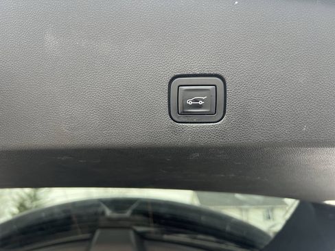 Used 2020 Cadillac XT6 Sport AWD/4WD image 10