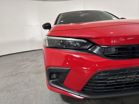 Used 2022 Honda Civic Touring image 30