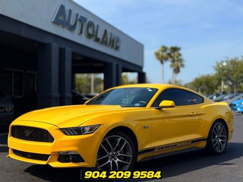 Used 2017 Ford Mustang GT RWD image 1