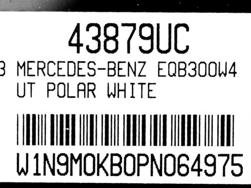 Certified 2023 Mercedes-Benz EQB 300 4MATIC w/ Exclusive Package image 28
