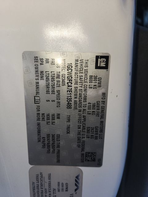 Used 2014 Chevrolet Express 2500 RWD image 40