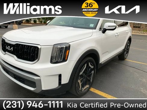 Used 2023 Kia Telluride EX w/ EX Captain's Chair Package AWD/4WD image 6