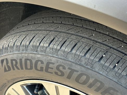 Certified 2023 Nissan Rogue SV image 10