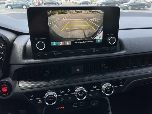 Certified 2025 Honda CR-V EX image 17