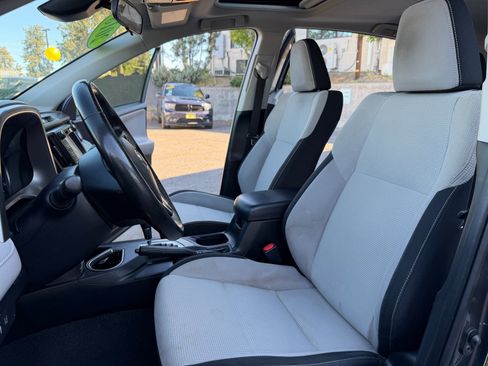 Used 2018 Toyota RAV4 XLE image 15