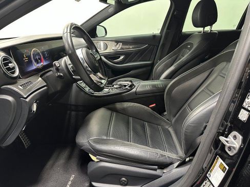 Used 2019 Mercedes-Benz E 63 AMG S image 21