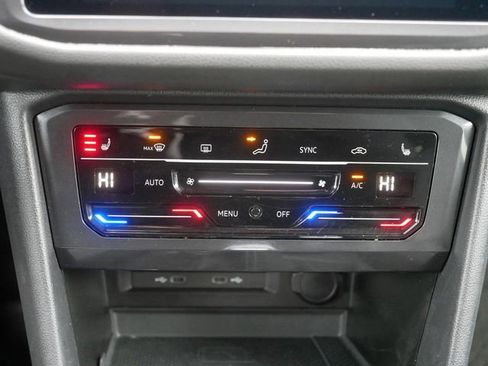 Certified 2024 Volkswagen Tiguan Wolfsburg Edition AWD/4WD image 28