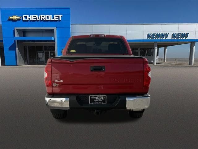 Used 2018 Toyota Tundra SR5 w/ SR5 Upgrade Package AWD/4WD image 8