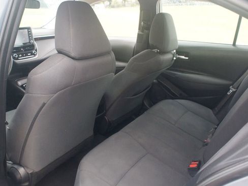 Used 2021 Toyota Corolla LE FWD image 10