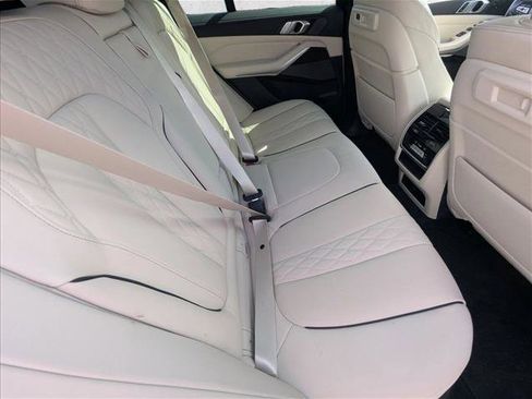 Used 2021 BMW X5 xDrive40i w/ Premium Package AWD/4WD image 18