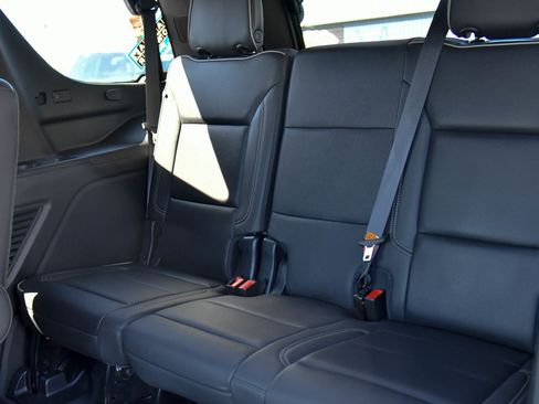 Used 2023 Chevrolet Tahoe Premier w/ Advanced Technology Package RWD image 49
