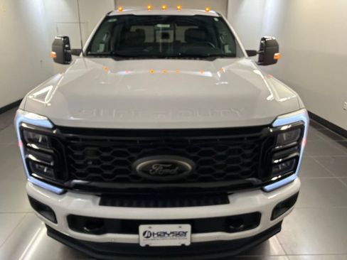 New 2026 Ford F250 Lariat w/ Black Appearance Package AWD/4WD image 2