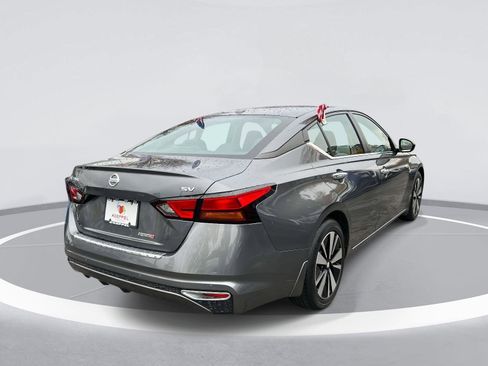 Certified 2021 Nissan Altima 2.5 SV image 6