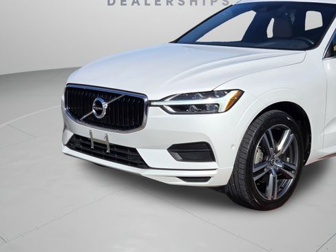 Used 2018 Volvo XC60 T5 Momentum w/ Vision Package AWD/4WD image 33