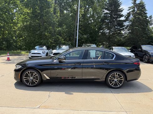 Used 2023 BMW 540i xDrive w/ Premium Package AWD/4WD image 2
