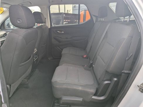 Used 2021 Chevrolet Traverse LS AWD/4WD image 15