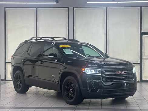 Used 2023 GMC Acadia AT4 w/ Technology Package AWD/4WD image 1