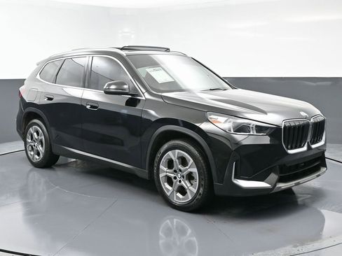 Used 2023 BMW X1 xDrive28i w/ Convenience Package image 3